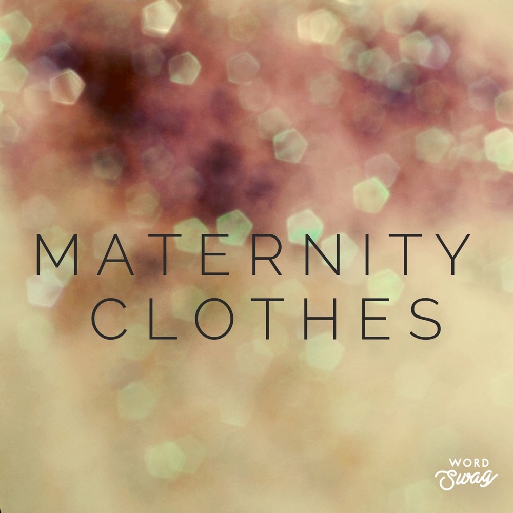 Small and medium maternity clothes